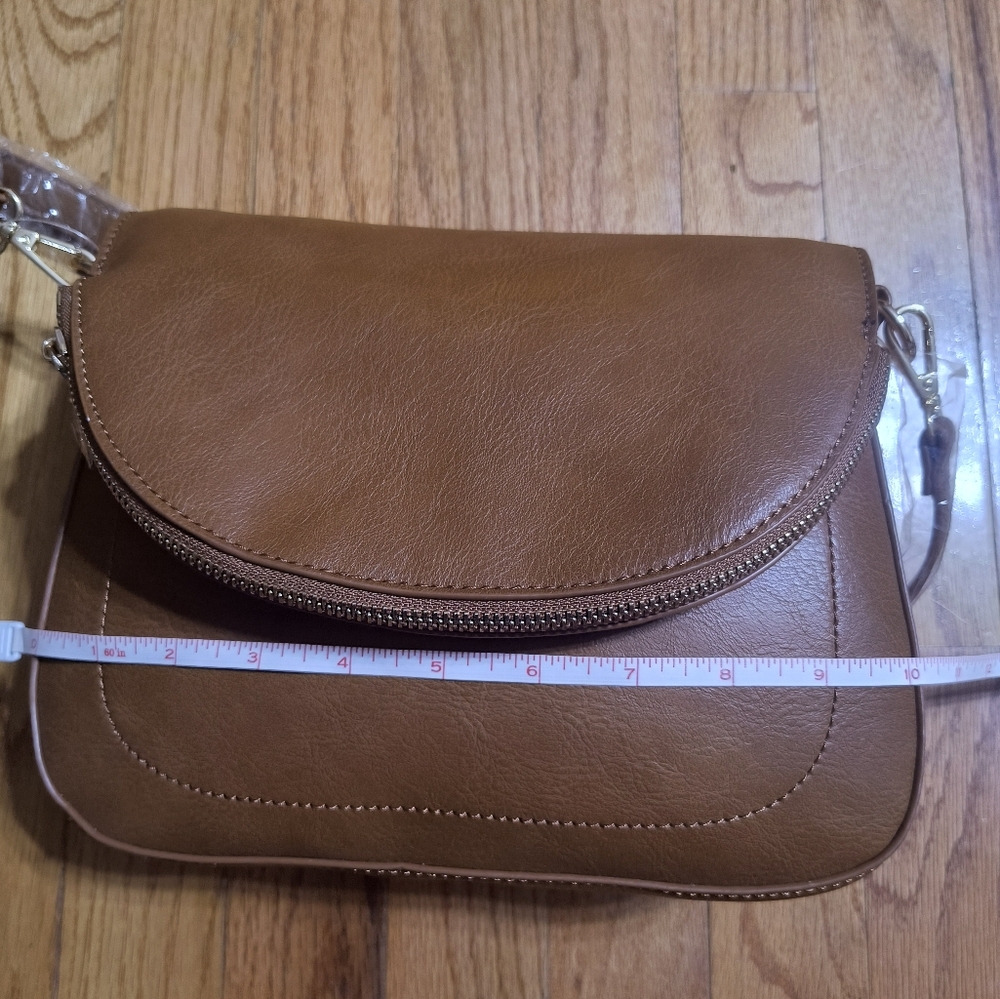 NWT Urban Expressions purse 10"X9"X2.5" Leatherlike Material - Picture 11 of 13